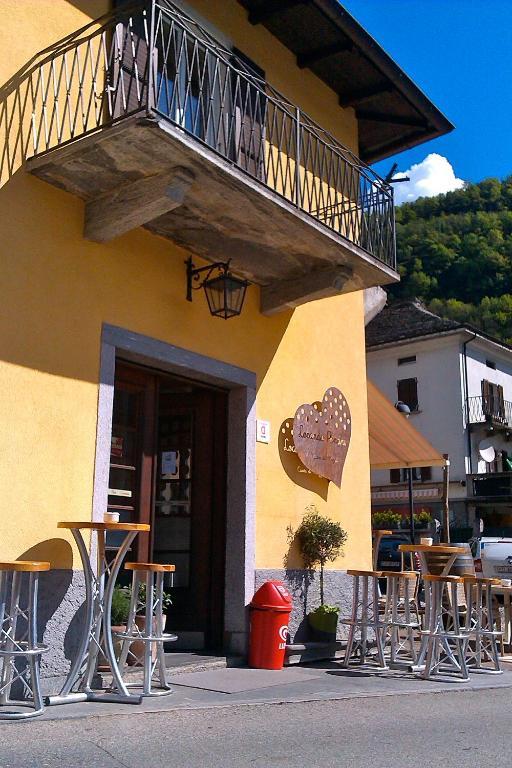 Locanda Poncini Maggia Exterior photo